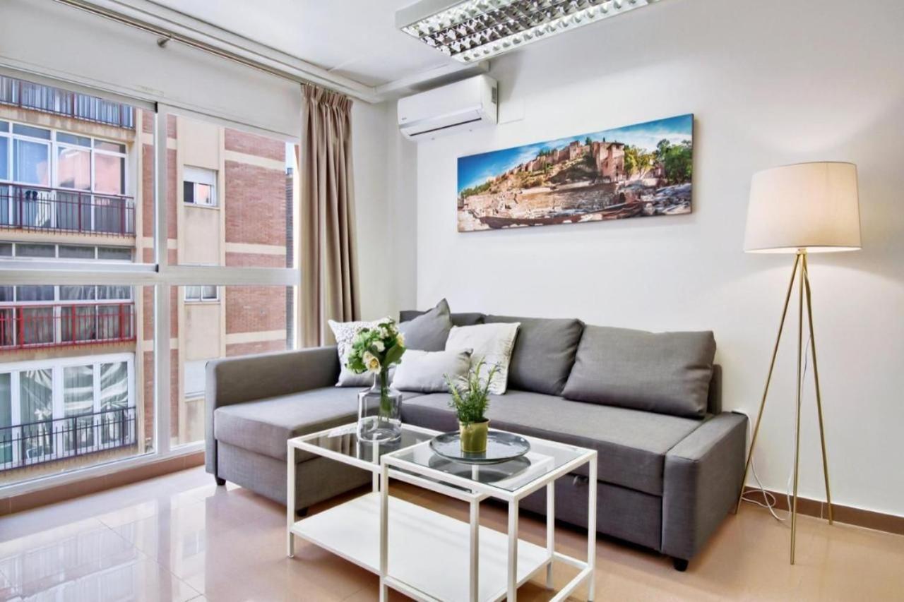 Amplio Piso Con Terraza Daire Málaga Dış mekan fotoğraf